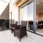 Park View * Βουκουρέστι